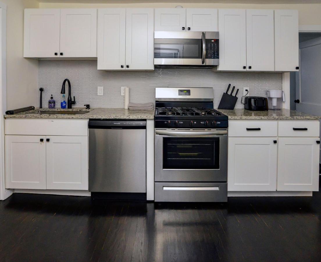 Modern Two Bedroom Condo - Boston Stoneham 외부 사진