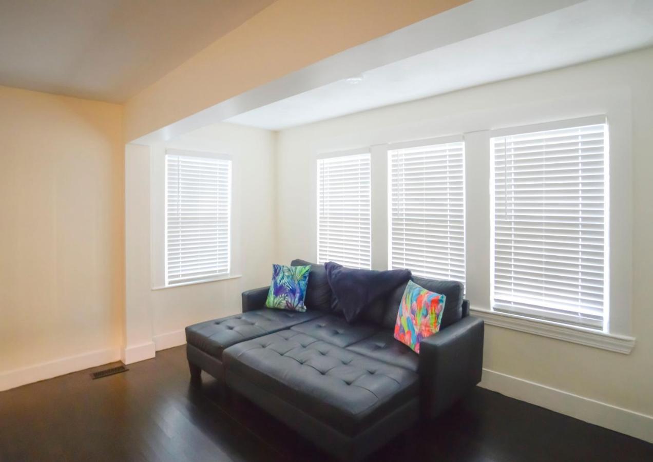 Modern Two Bedroom Condo - Boston Stoneham 외부 사진