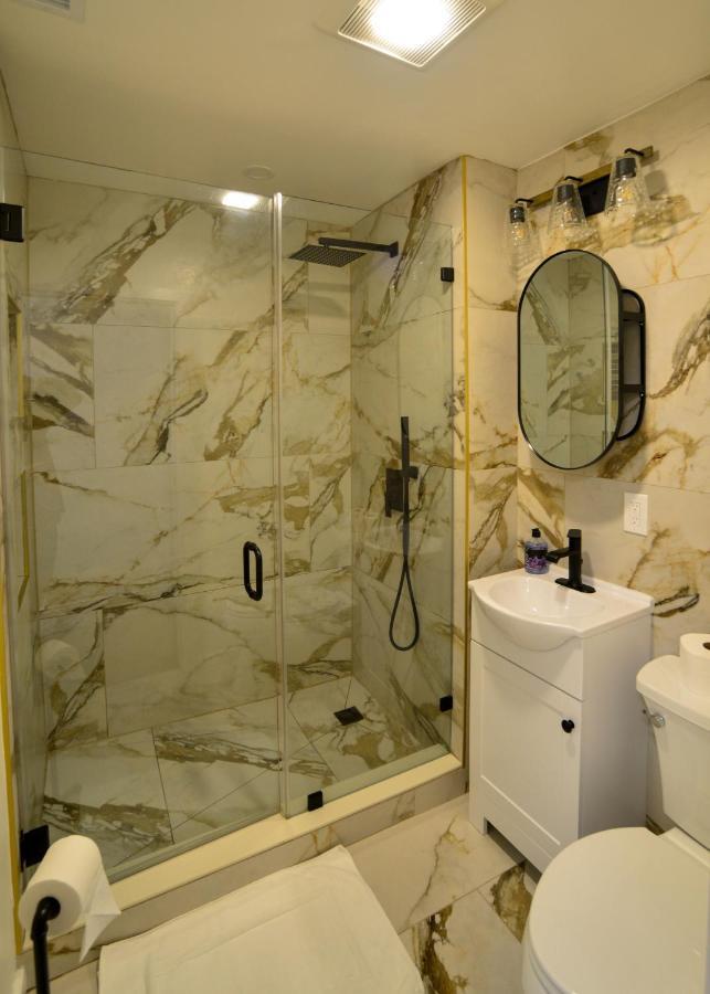Modern Two Bedroom Condo - Boston Stoneham 외부 사진