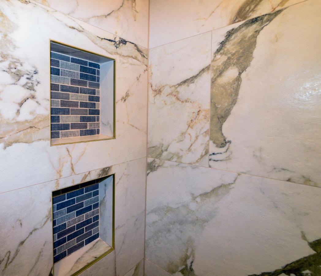 Modern Two Bedroom Condo - Boston Stoneham 외부 사진